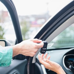 Wat als een vriend een ongeval heeft met jouw auto?